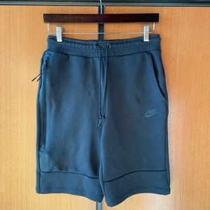 Nike Shorts - S
